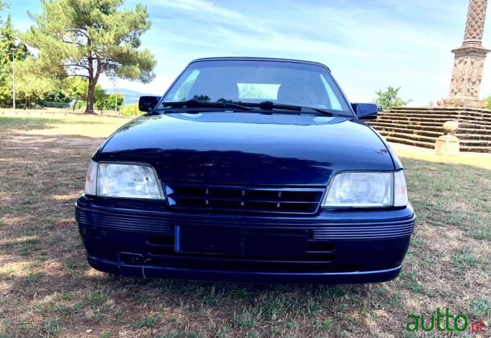 1990' Opel Kadett photo #2