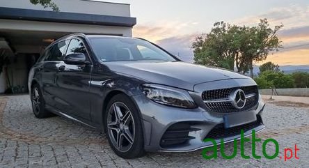 2019' Mercedes-Benz C 200 photo #2