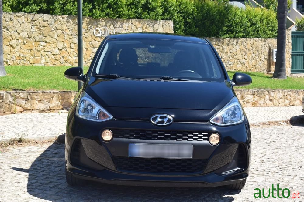 2019' Hyundai i10 photo #2