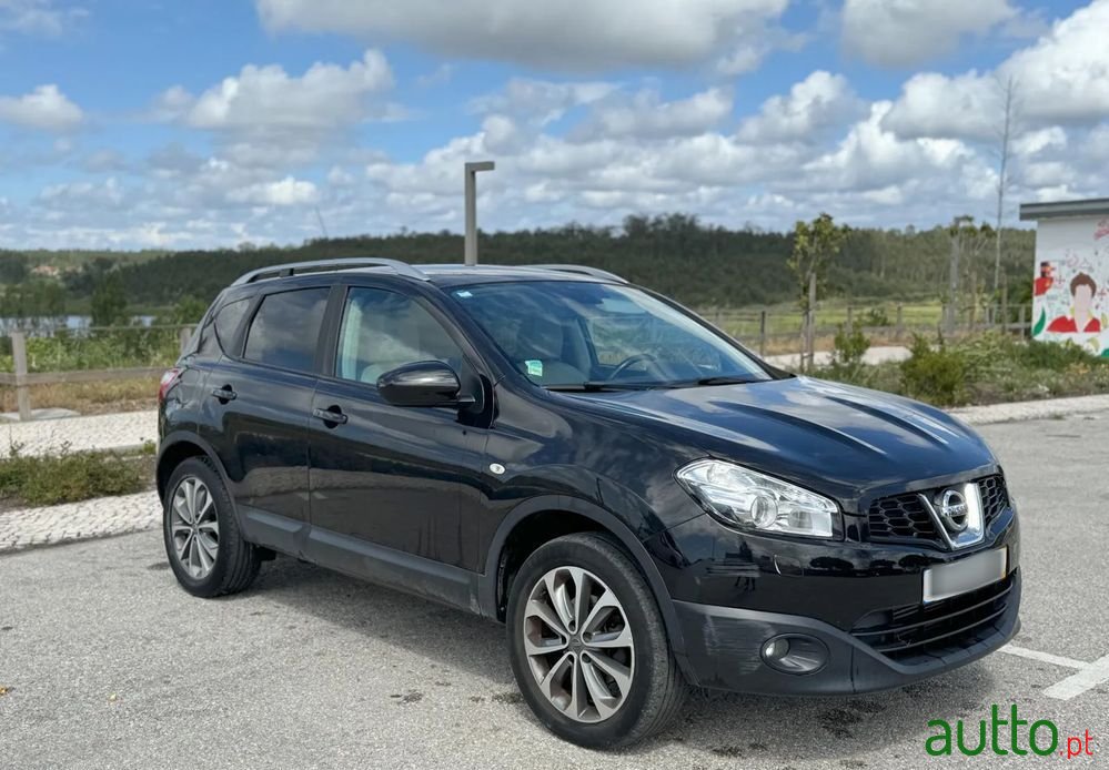 2011' Nissan Qashqai photo #6