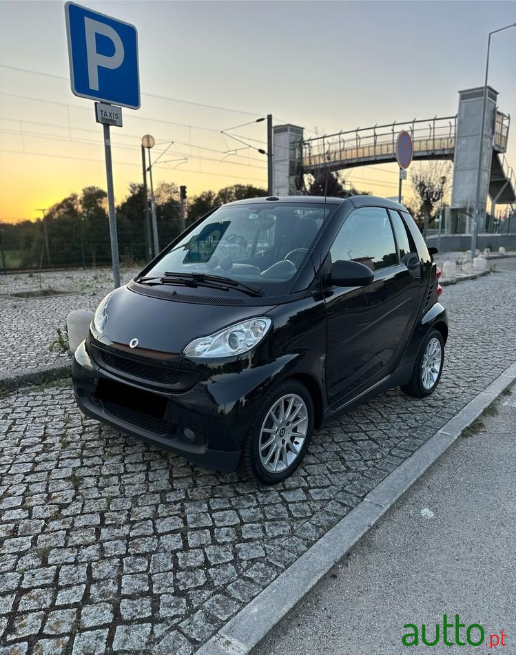 2010' Smart Fortwo photo #1