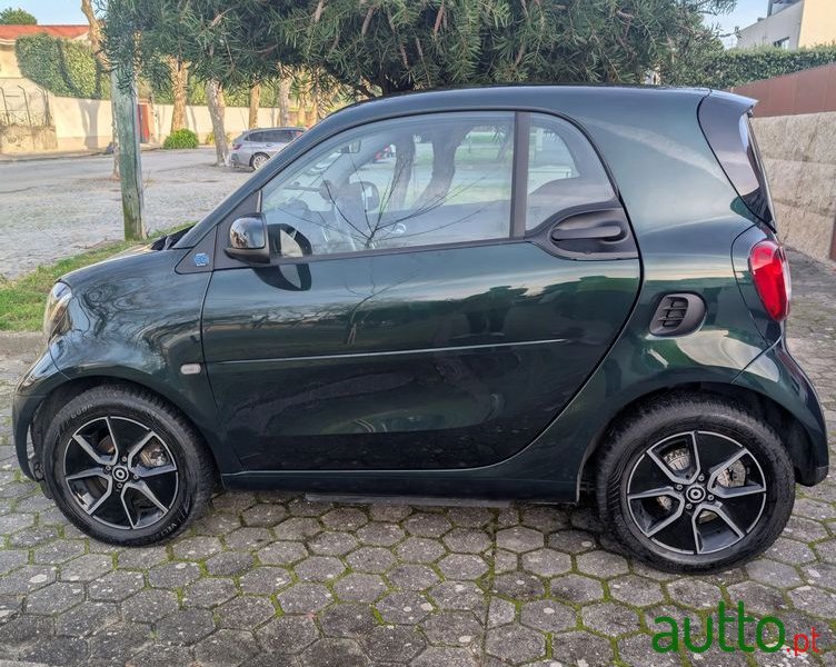 2020' Smart Fortwo Eq Passion photo #1