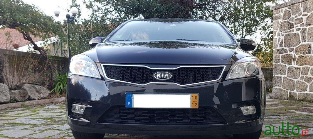 2010' Kia Ceed Sw photo #1