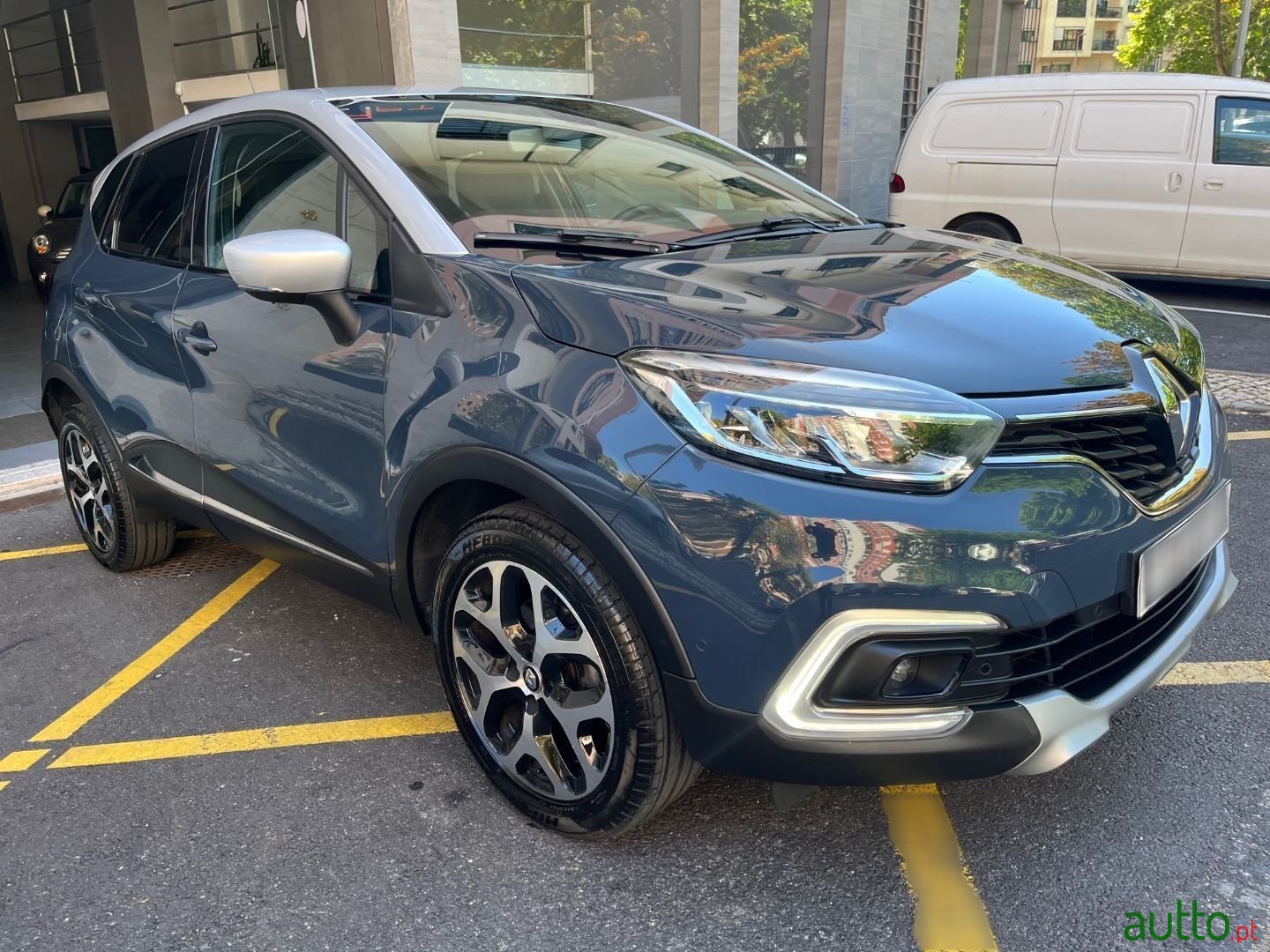 2018' Renault Captur photo #3