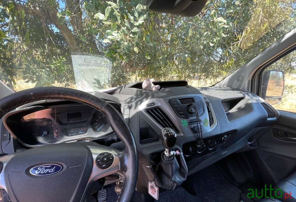 2017' Ford Transit Custom photo #5