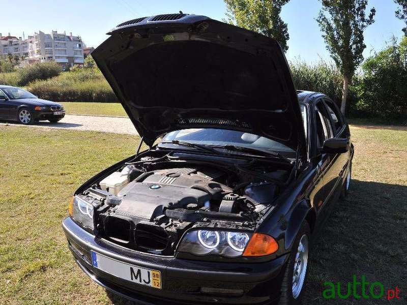 1998' BMW 320 3Er E46 photo #3