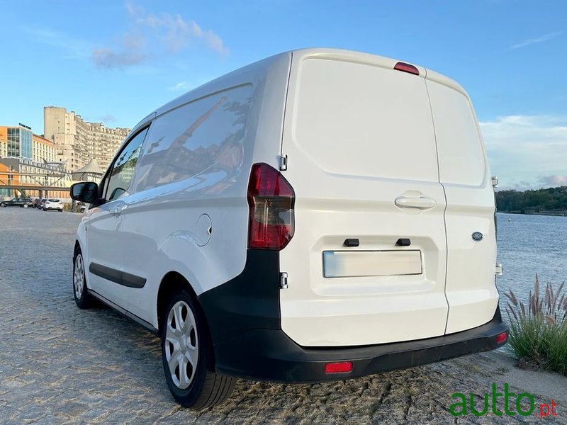 2016' Ford Tourneo Courier photo #5