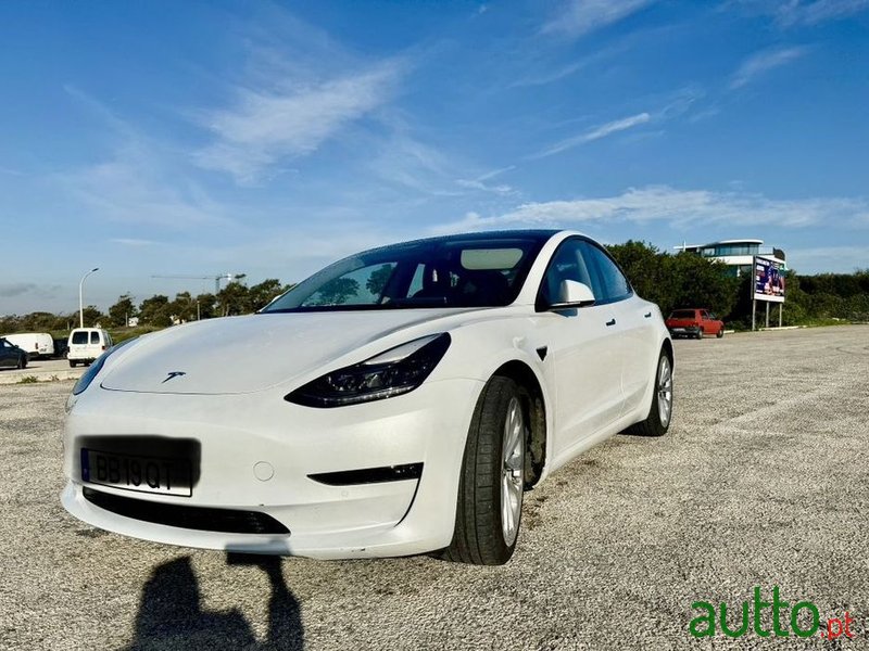 2021' Tesla Model 3 photo #2