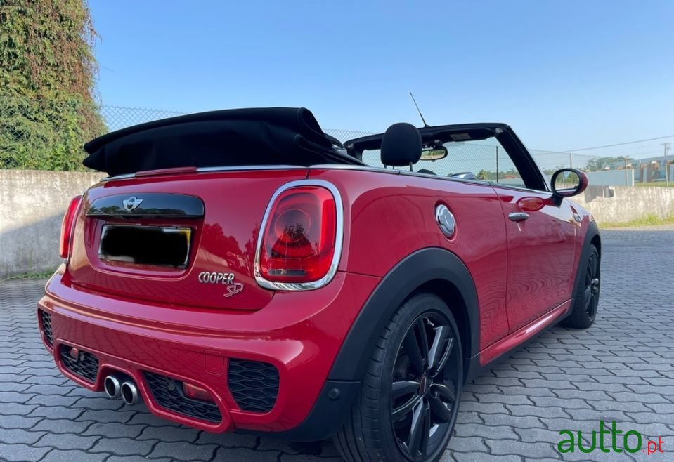 2016' MINI Cabrio photo #3