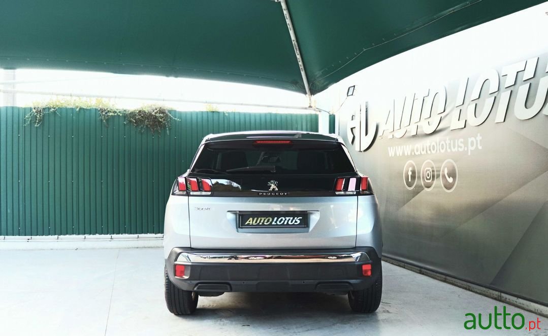 2018' Peugeot 3008 photo #6