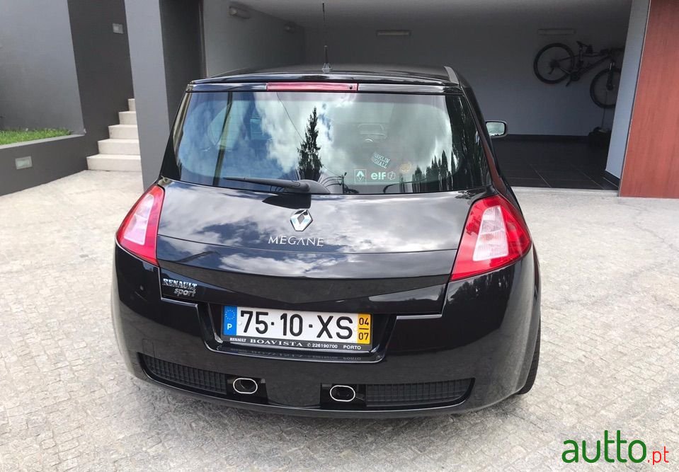 2004' Renault Megane Sport photo #6