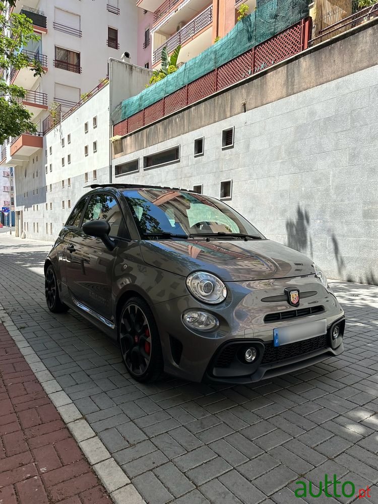 2017' Fiat 595 Abarth photo #1