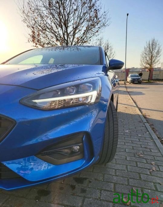 2020' Ford Focus St--Line photo #4