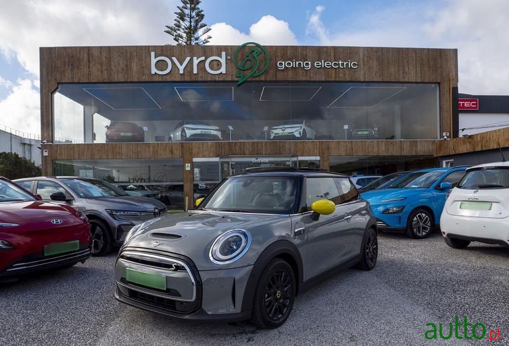 2022' MINI Cooper Se 3 Portas photo #1