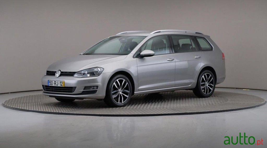2016' Volkswagen Golf Variant photo #1