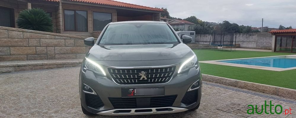2018' Peugeot 3008 photo #2