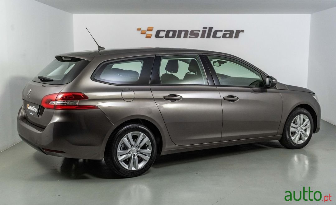 2014' Peugeot 308 Sw photo #4