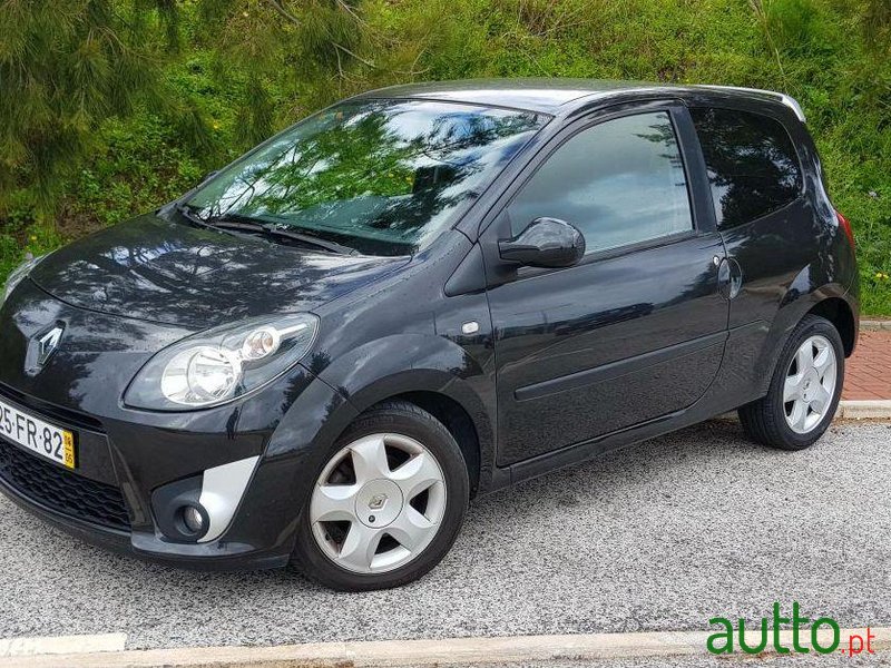 2008' Renault Twingo photo #2