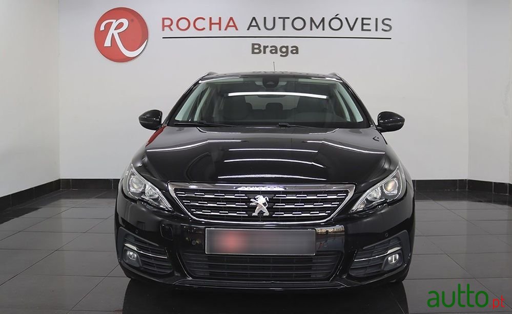 2017' Peugeot 308 Sw photo #2