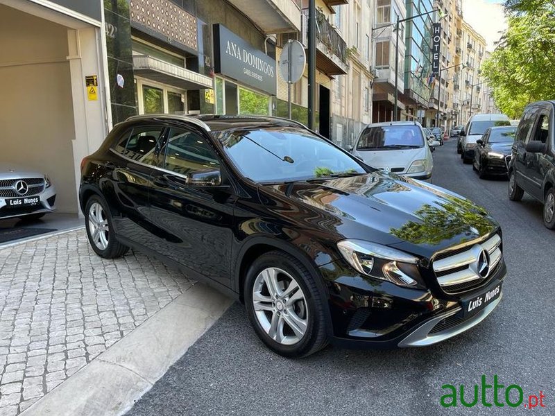 2015' Mercedes-Benz Gla 180 photo #6