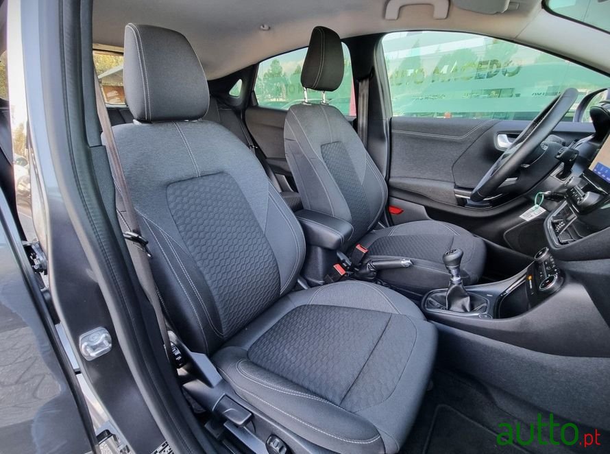 2020' Ford Puma photo #6