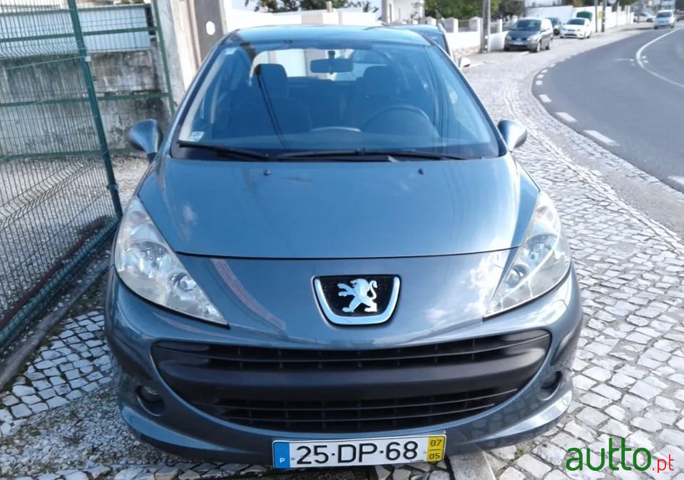 2007' Peugeot 207 photo #4