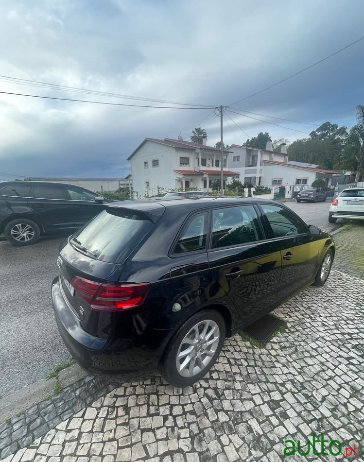 2015' Audi A3 Sportback photo #4