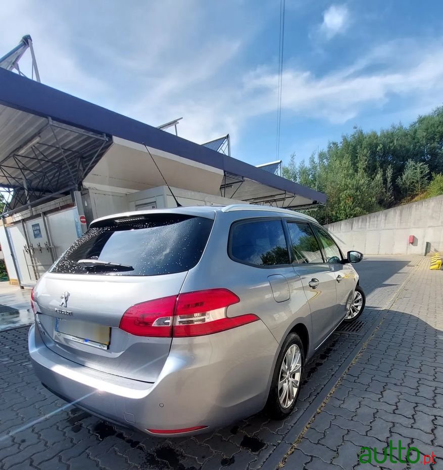 2018' Peugeot 308 Sw photo #4