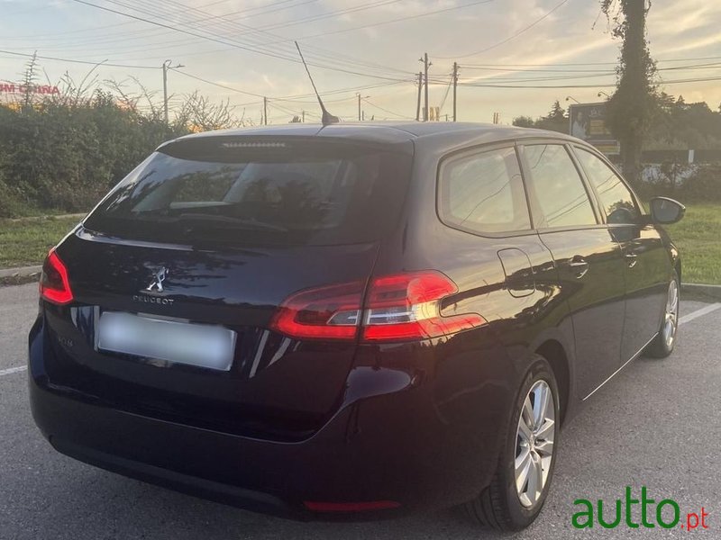 2020' Peugeot 308 Sw photo #6