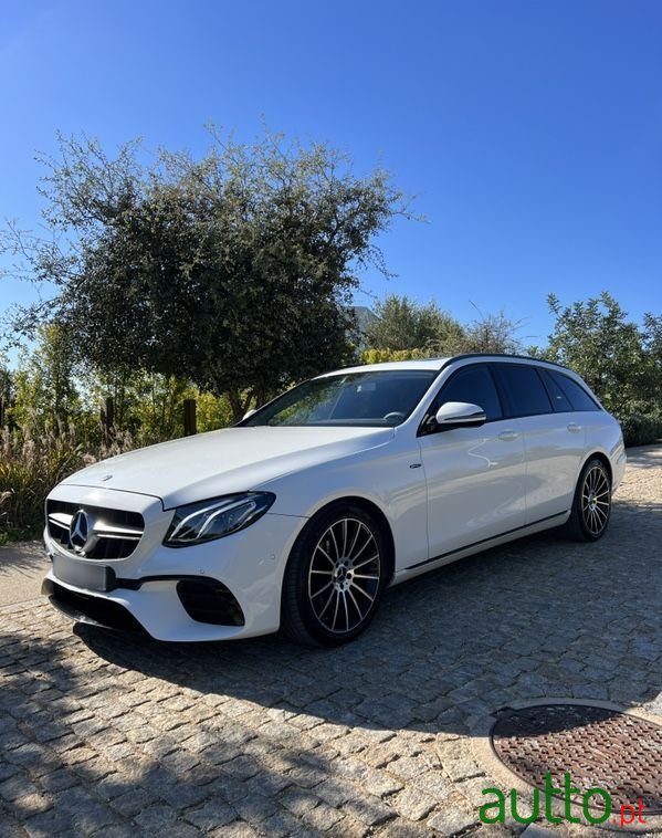 2016' Mercedes-Benz E 220 D Amg Designo photo #1