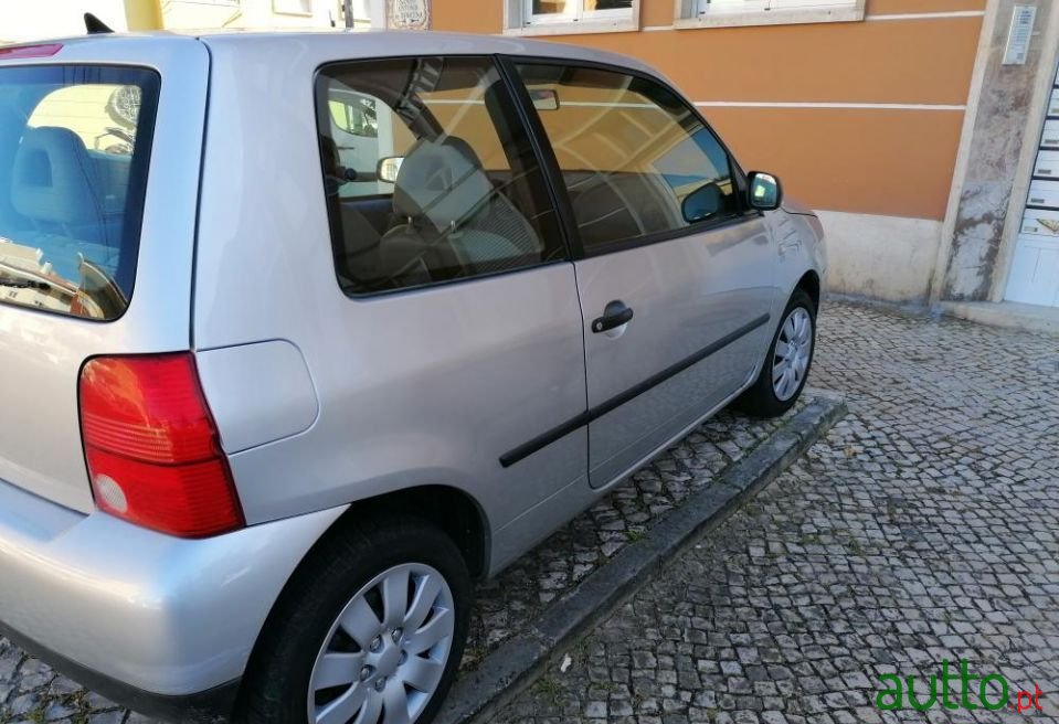 2001' Volkswagen Lupo photo #2