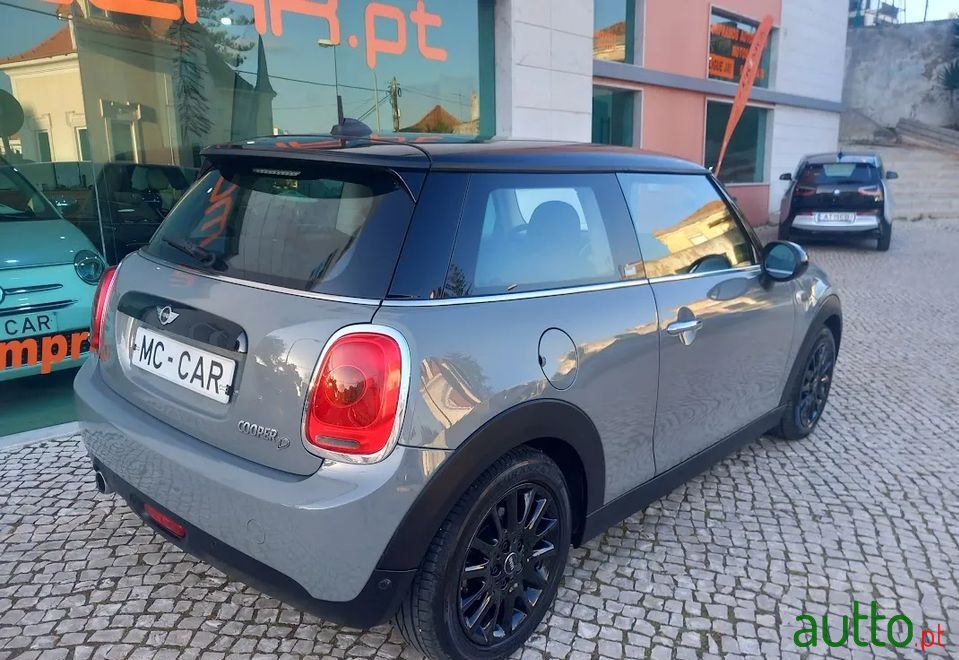 2017' MINI Cooper photo #3