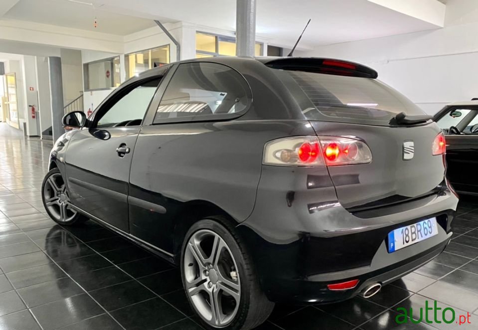 2006' SEAT Ibiza Sport photo #3