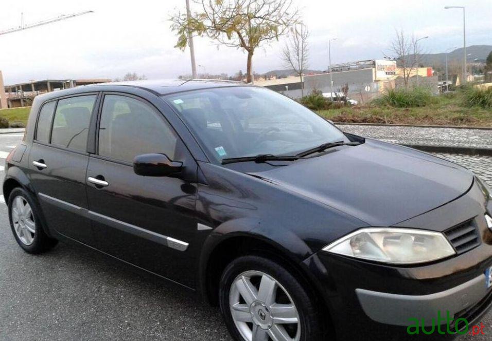 2004' Renault Megane photo #1