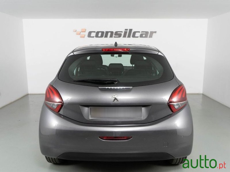 2019' Peugeot 208 1.2 Puretech Access photo #5