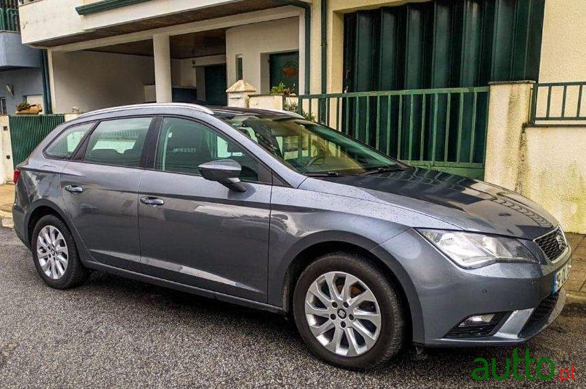 2014' SEAT Leon St photo #1