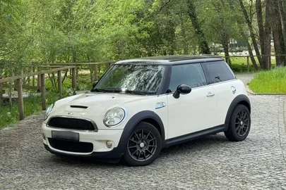 2008' MINI Cooper S 3 Portas