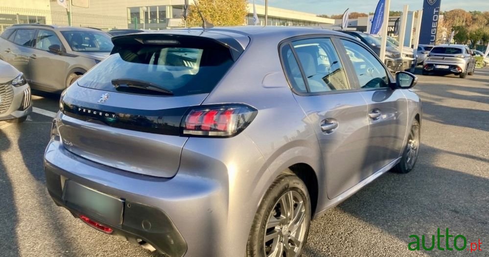 2021' Peugeot 208 1.2 Puretech Active photo #2