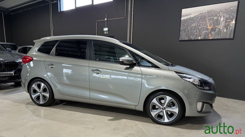 2016' Kia Carens 1.7 Crdi Isg Tx 7Dct photo #3