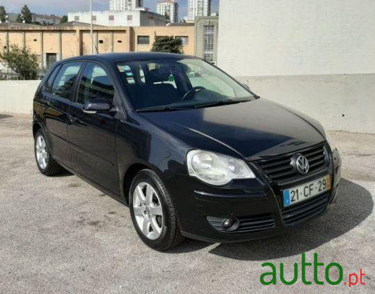 2006' Volkswagen Polo photo #1