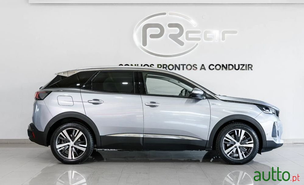 2021' Peugeot 3008 225 E-Eat8 Allure photo #4