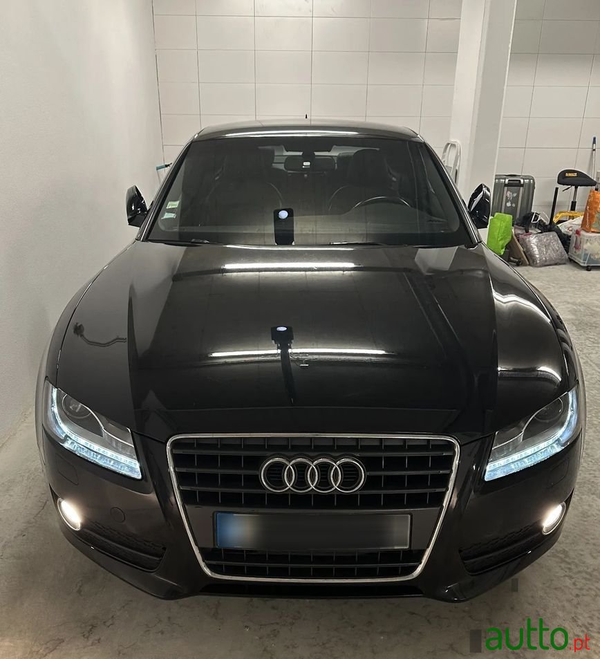 2010' Audi A5 2.0 Tdi photo #3