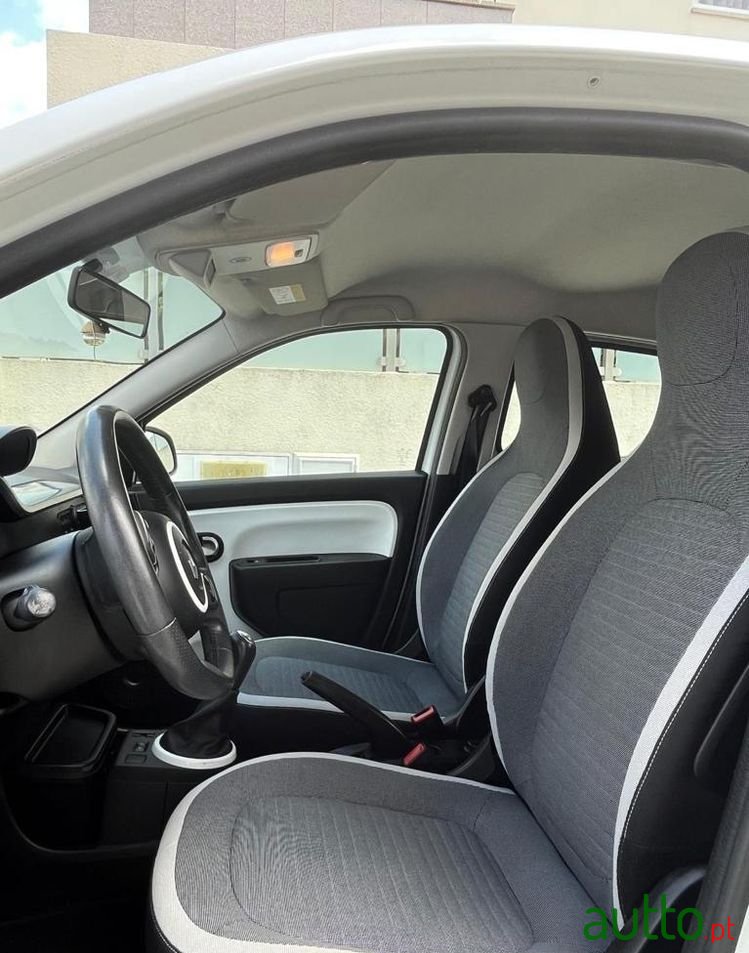 2018' Renault Twingo 1.0 Sce Limited photo #1