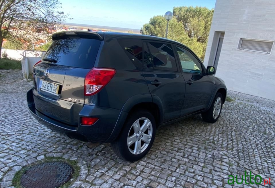 2007' Toyota RAV4 photo #6