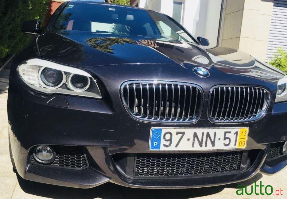 2013' BMW 520 Ver-D-Pack-M-Auto photo #4