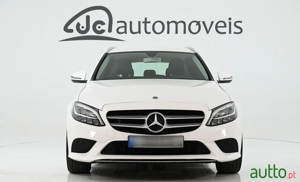 2019' Mercedes-Benz Classe C De Avantgarde photo #5
