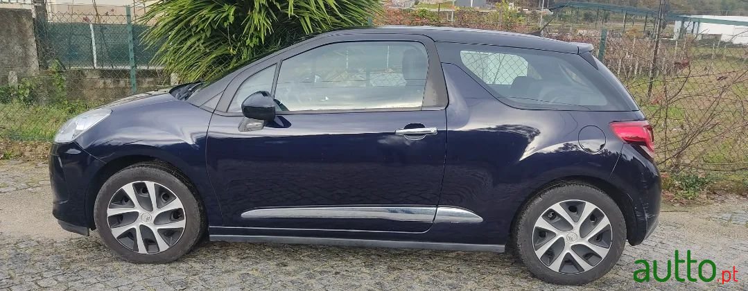 2014' Citroen DS3 photo #2