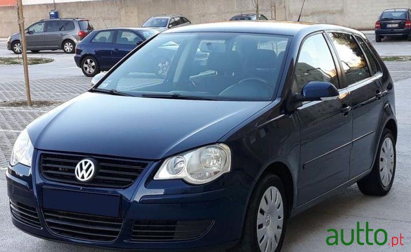 2008' Volkswagen Polo 1.2 Trendline photo #2