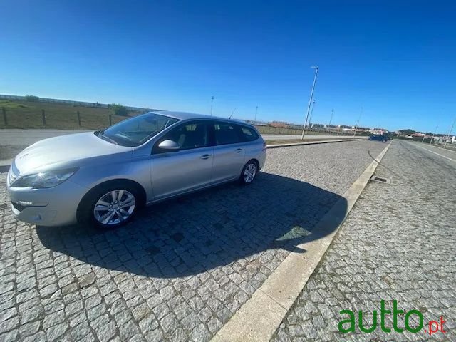 2015' Peugeot 308 Sw photo #3