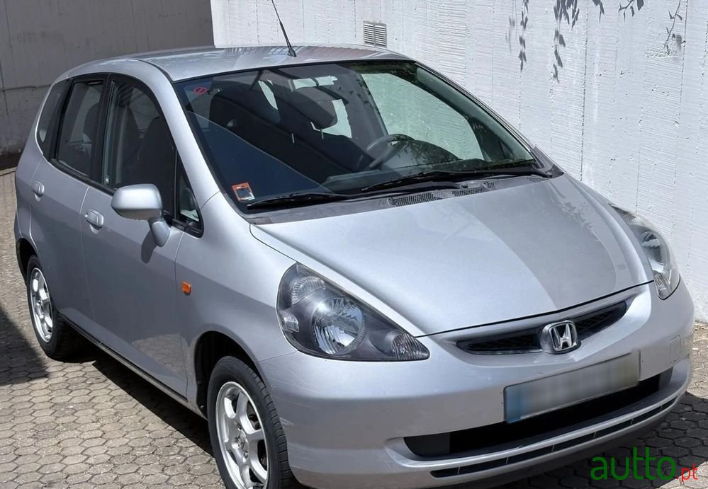 2002' Honda Jazz photo #2